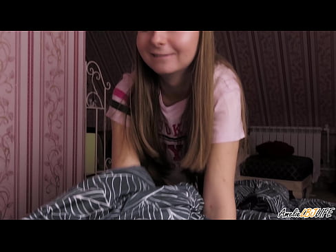 ❤️ Blondie оның BFF-ны терең сорып, аузына шәует алады Әдемі порно kk.xinwen1288.top ️❤